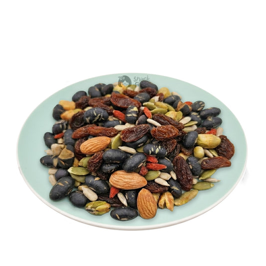 Berry Beany Medley (Black Beans, Black Raisins, Pumpkin & Sunflower Seeds, Goji Berries, Almonds)