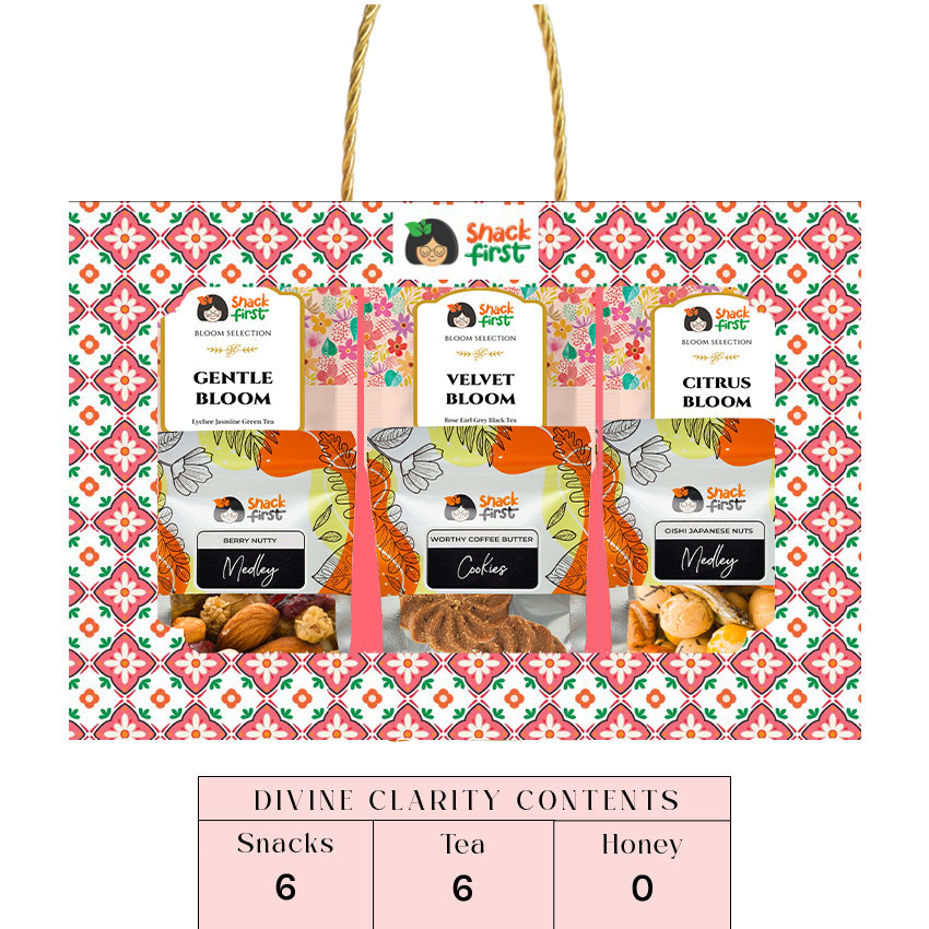 Snacks with Tea and Honey (Golden Divine Glow Gift Sets)