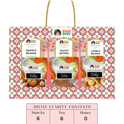 Snacks with Tea and Honey (Golden Divine Glow Gift Sets)