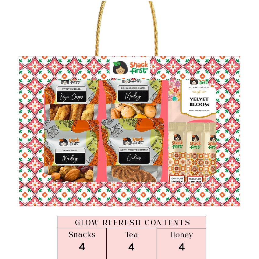 Snacks with Tea and Honey (Golden Divine Glow Gift Sets)