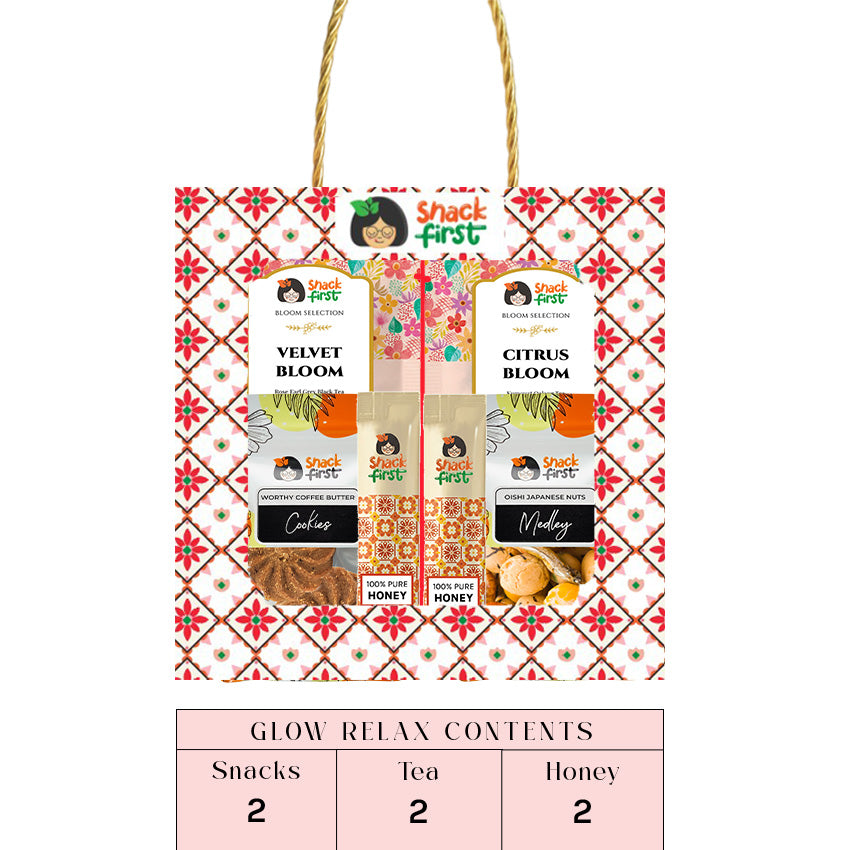 Snacks with Tea and Honey (Golden Divine Glow Gift Sets)