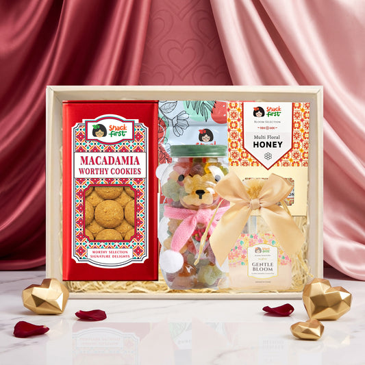 Mothers' Day Snack Gift Box & Bloom Bites Hamper 2027
